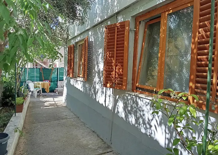 Ispod Svetog Mihovila